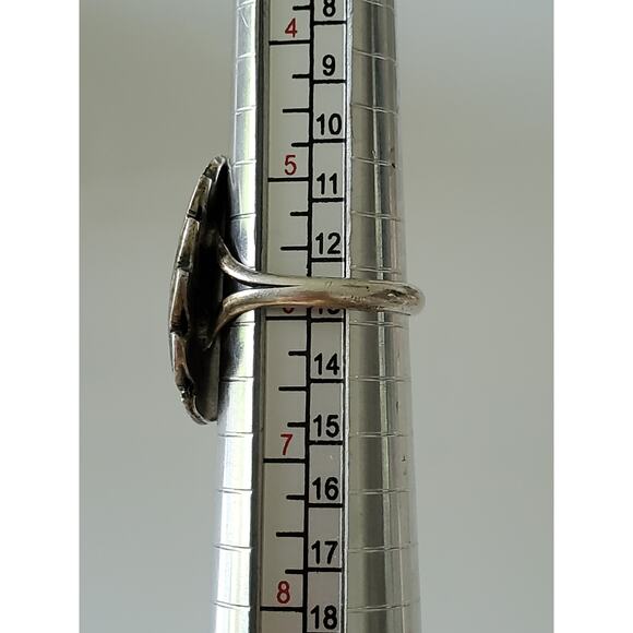 Vintage Navajo Coral Sterling Silver Leaf Ring - Picture 4 of 5